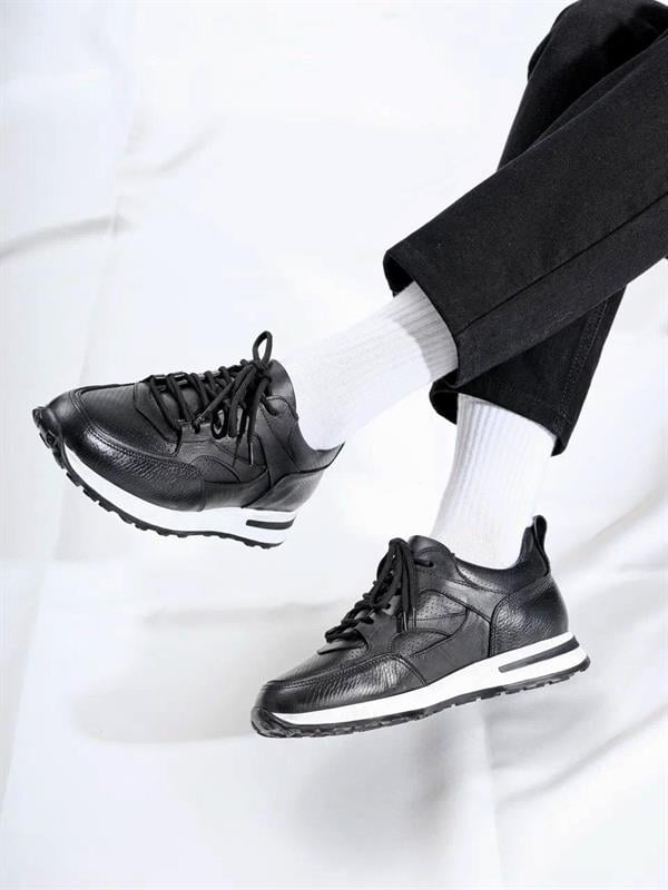 Vios Model Hakiki Deri El Yapımı Siyah Erkek  Sneaker