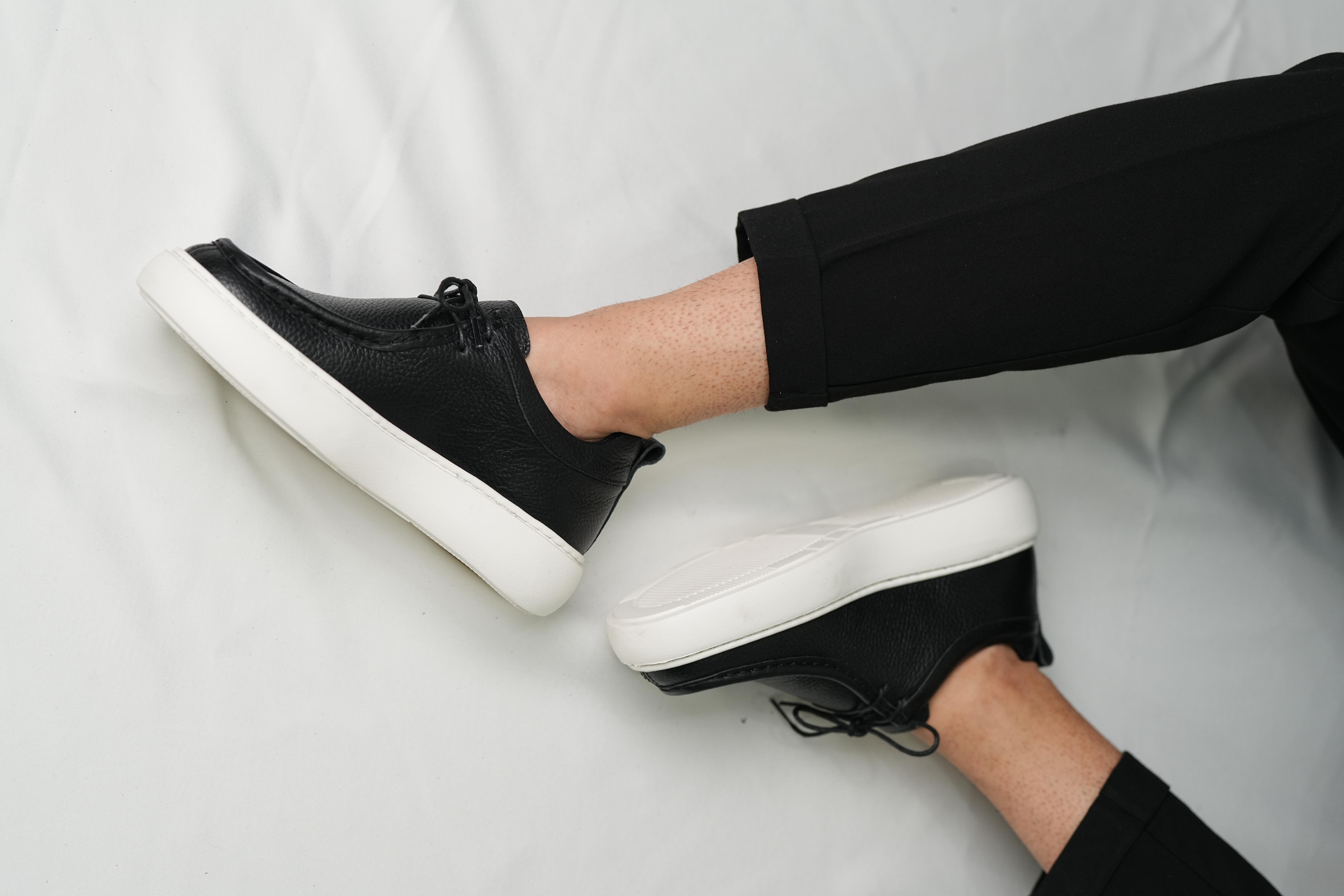 Casandra Model Hakiki Deri El Yapımı Siyah Casual Ayakkabı 