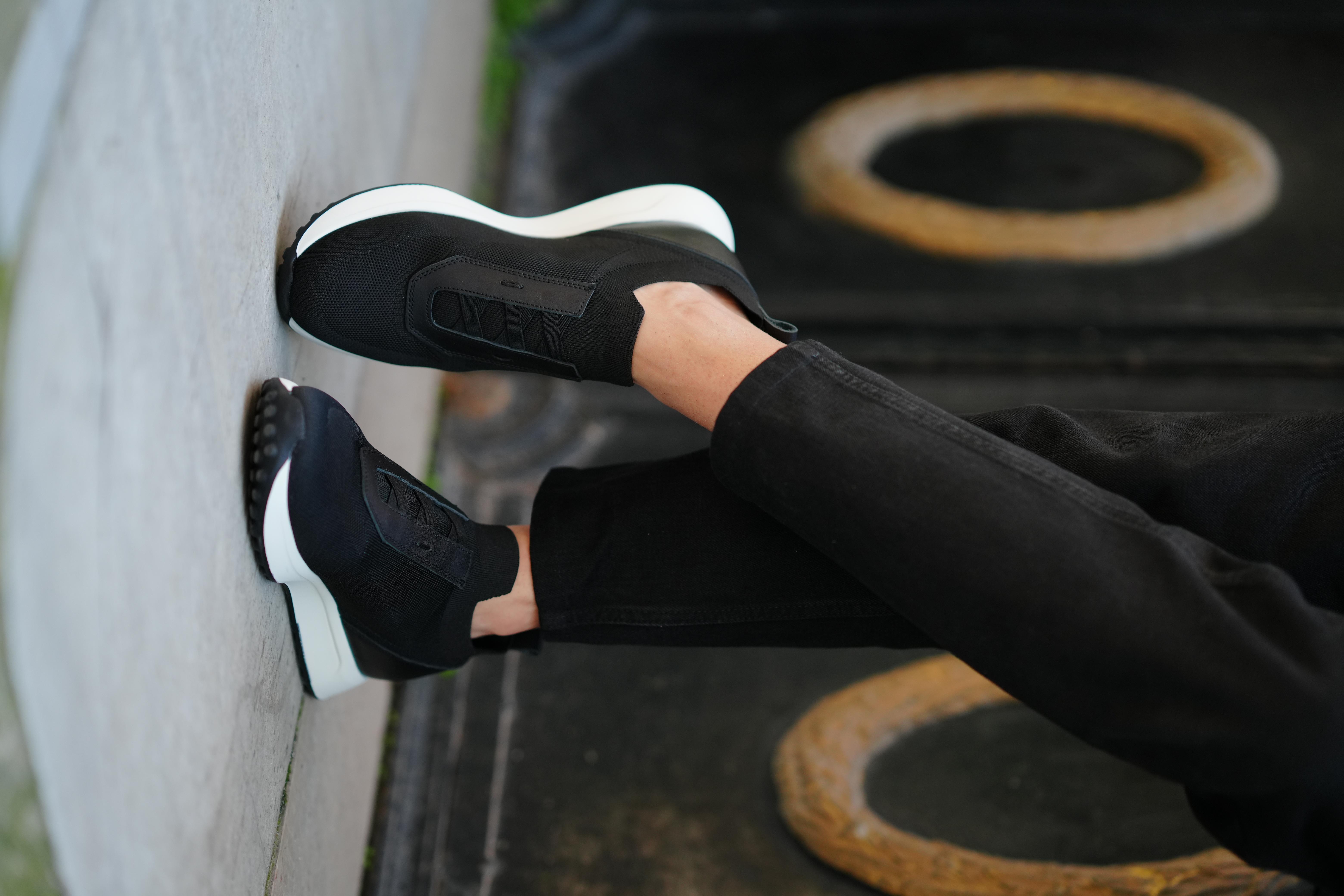 Lena Model Hakiki Deri El Yapımı Siyah Triko Sneaker Ayakkabı