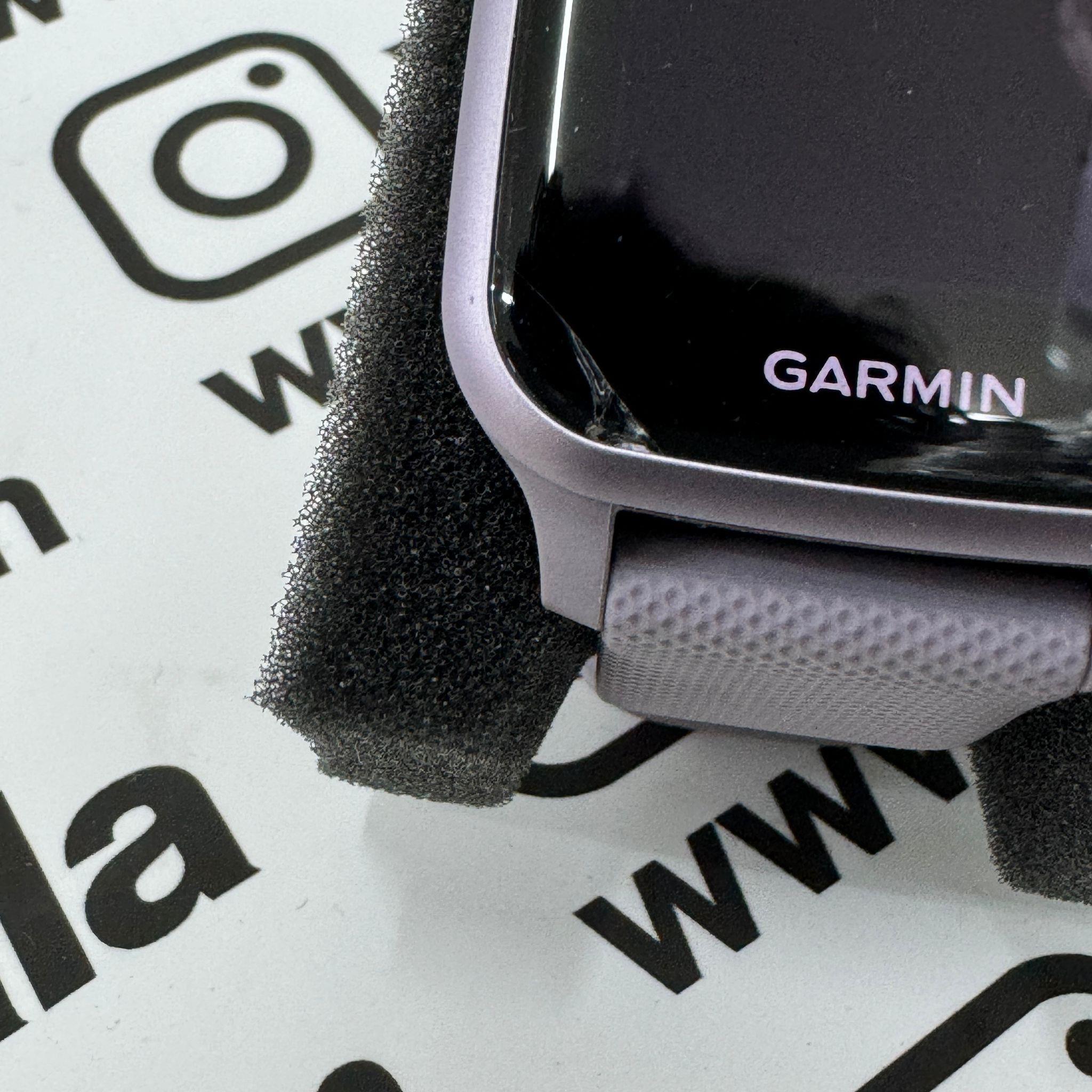Garmin Venu Sq Akıllı Saat, 1.3 inç, GPS, MOR (Teşhir & Outlet)