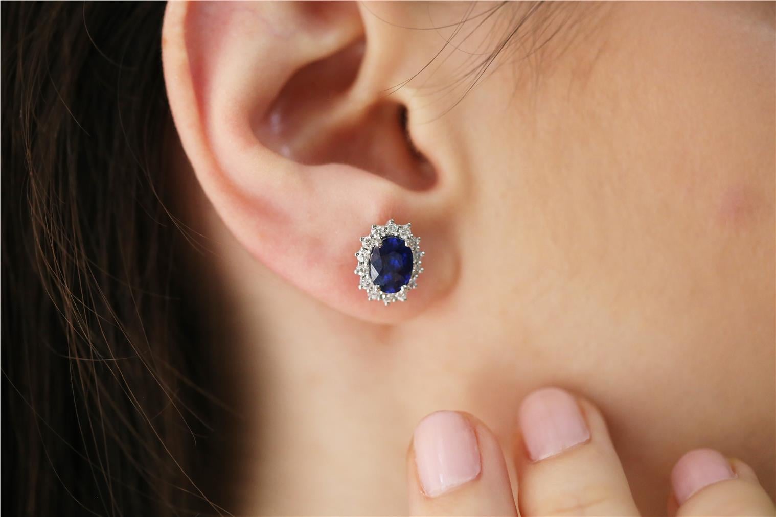 3,88 Karat Safir Pırlanta Küpe