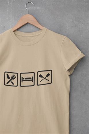 Kürek Sporu Severlerin Rutin Hayatı Tasarım T-shirt