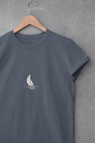 Minimal Yelken Tasarım T-shirt ll