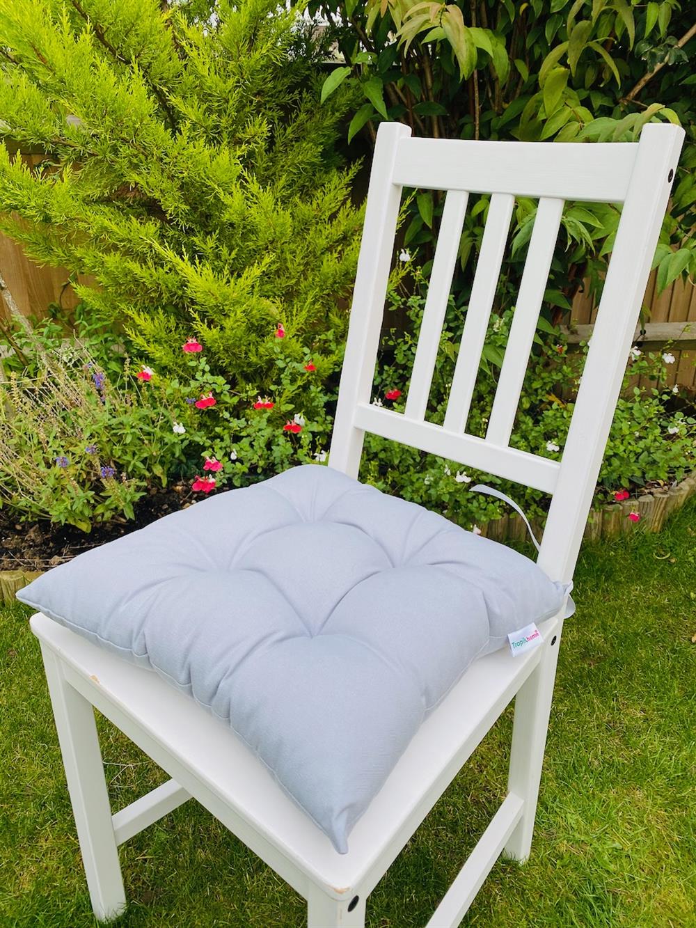 Gri Renk Pamuklu Kumaş Pofidik Kare Dekoratif Sandalye Minderi 35x35 cm