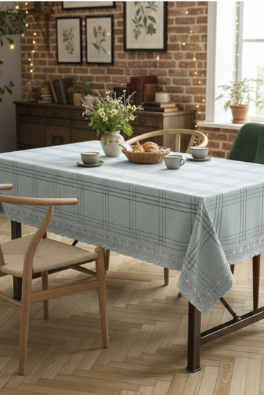 Dantelli Keten Efektli Leke Tutmaz Lüks Masa Örtüsü 160x220 Cm MintSamimi bir yemek, aile içinde hoş bir akşam masanıza uyacak masa örtüleri ve runner'lar