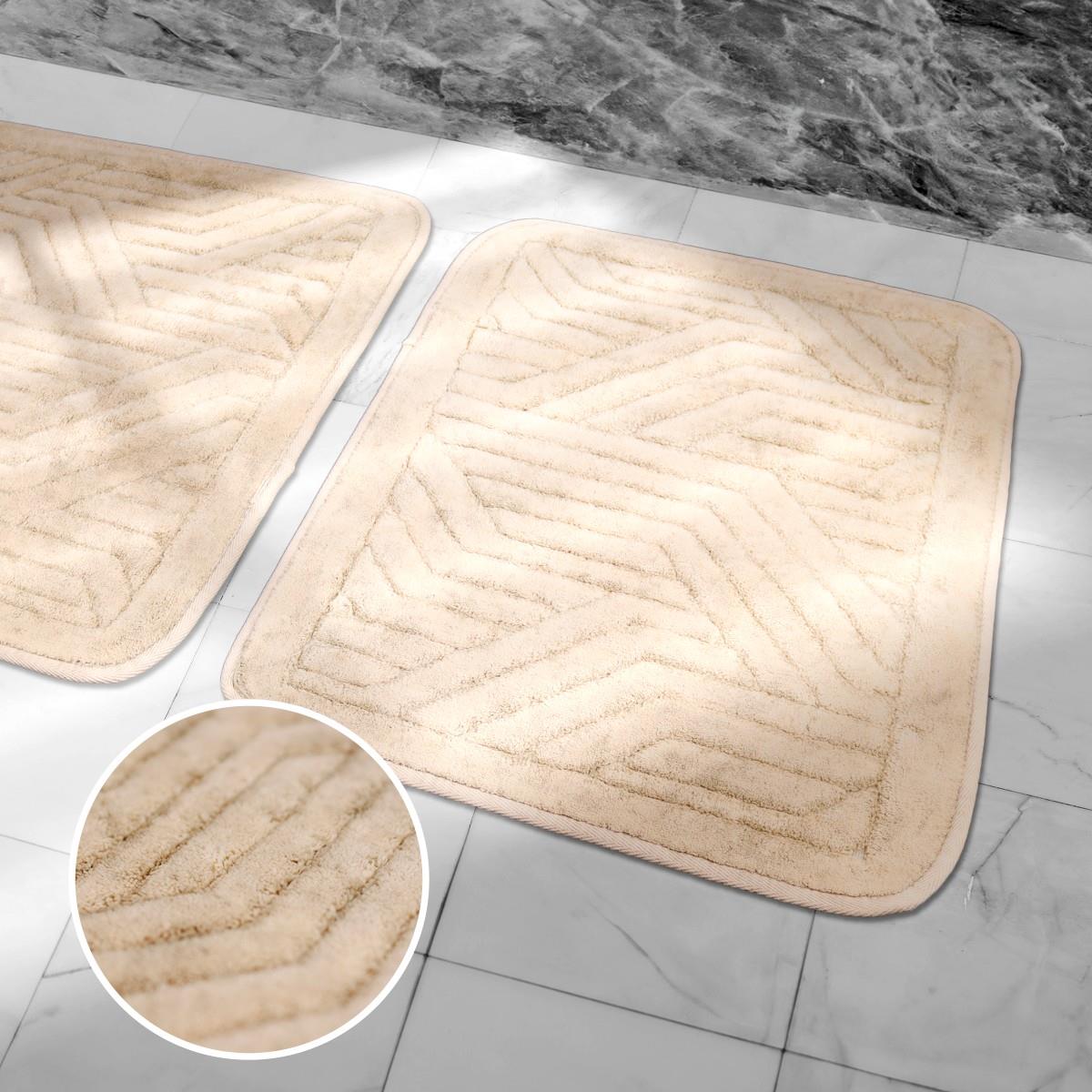 Tina Kaymaz Taban 2'li Pamuklu Banyo Paspası Bej Yıkanabilir Su Emici 60x100cm ve 50x60cm Bej Pamuklu Banyo HalısıSamimi bir yemek, aile içinde hoş bir akşam masanıza uyacak masa örtüleri ve runner'lar