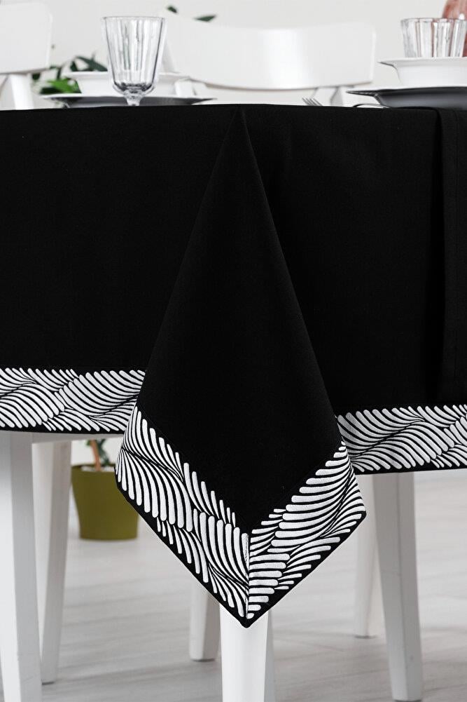 Alba Jakar Damla Desen Leke Tutmaz Jakarlı 160x220 Cm Lüks 8 Kişilik Masa Örtüsü SiyahSamimi bir yemek, aile içinde hoş bir akşam masanıza uyacak masa örtüleri ve runner'lar
