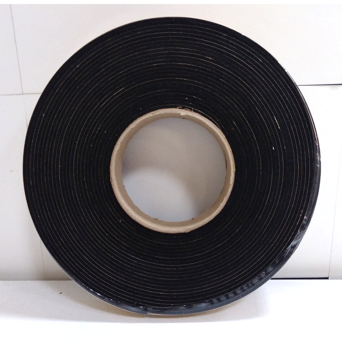 Contacall Kapı Pencere İzolasyon Bandı Yapışkan Sünger 2 mm Kalınlık 35 mm Genişlik 10 Metre Uzunluk / EPDM-2*35