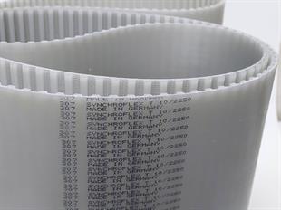 T10 2250 Synchroflex Poliüretan Zaman Kayış