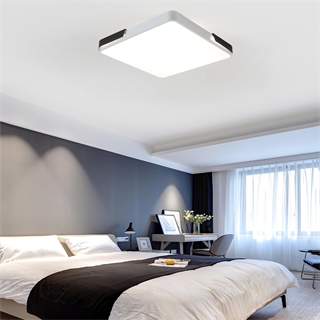 KUMANDALI LED AYDINLATMA BEYAZ-SİYAH ŞERİTLİ KARE TAVAN LAMBASI, PLAFONYER