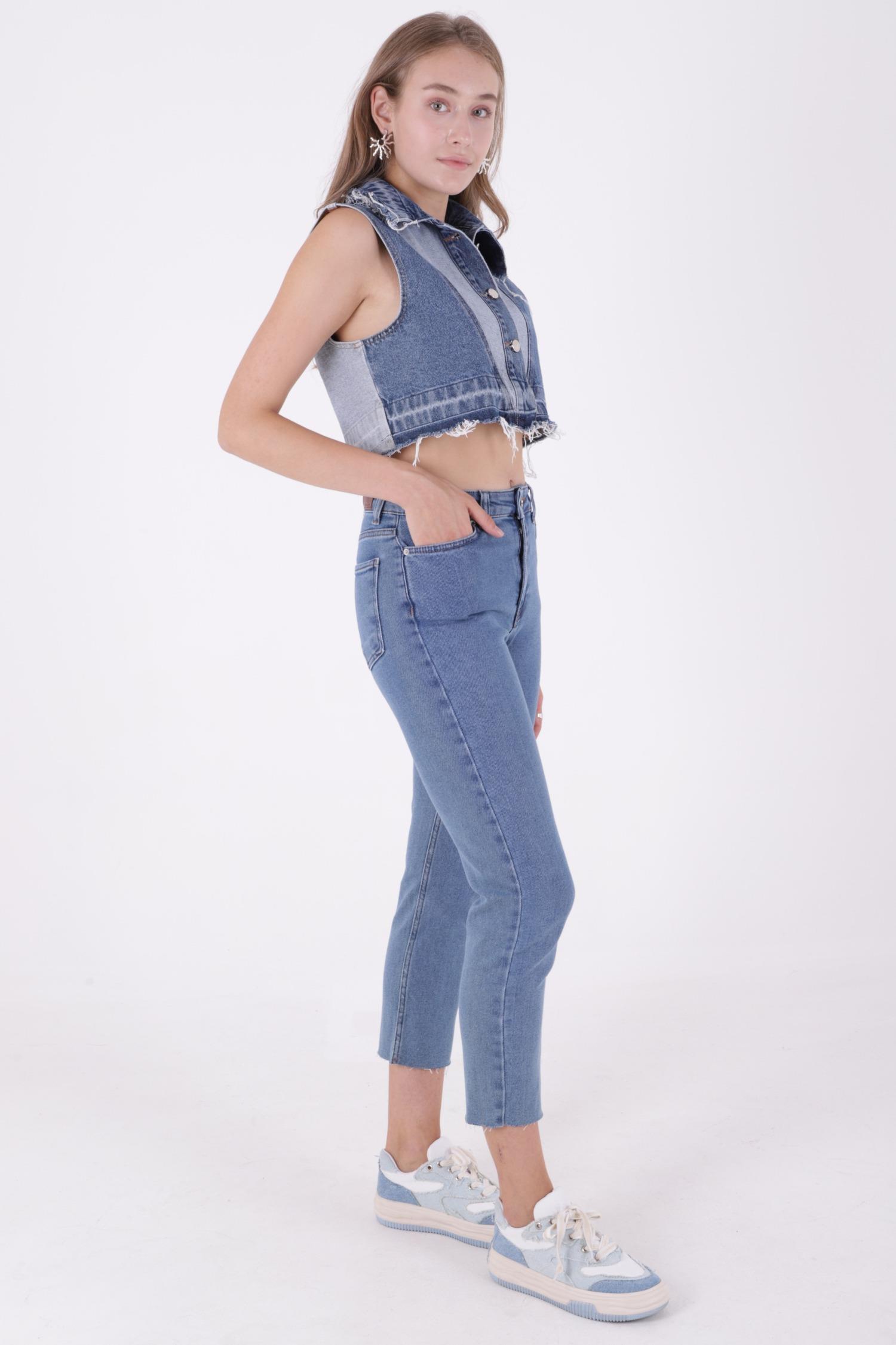 Dikişsiz Paça Yüksek Bel Mom Fit Kot Pantolon