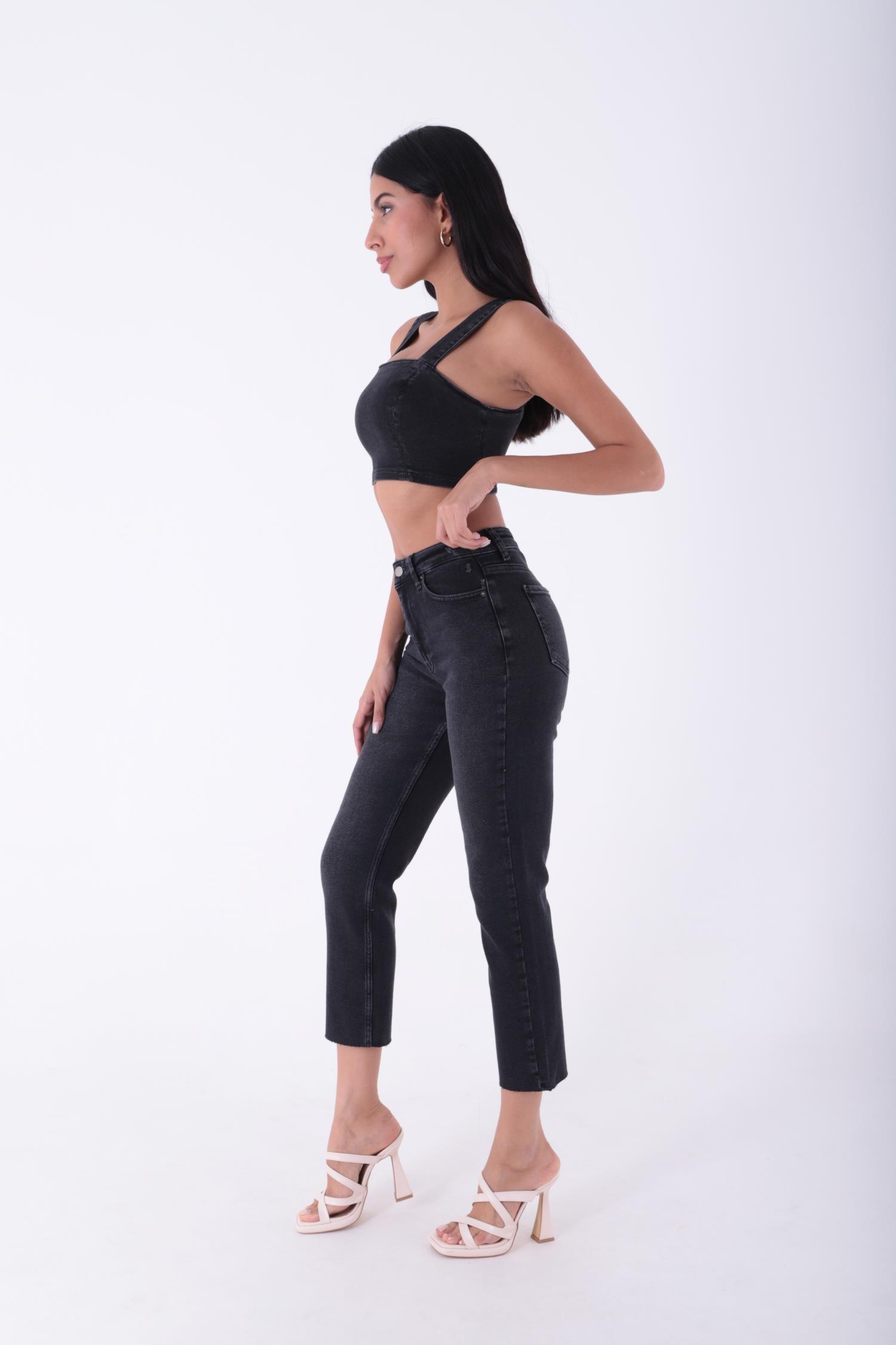 Dikişsiz Paça Mom Fit Kot Pantolon