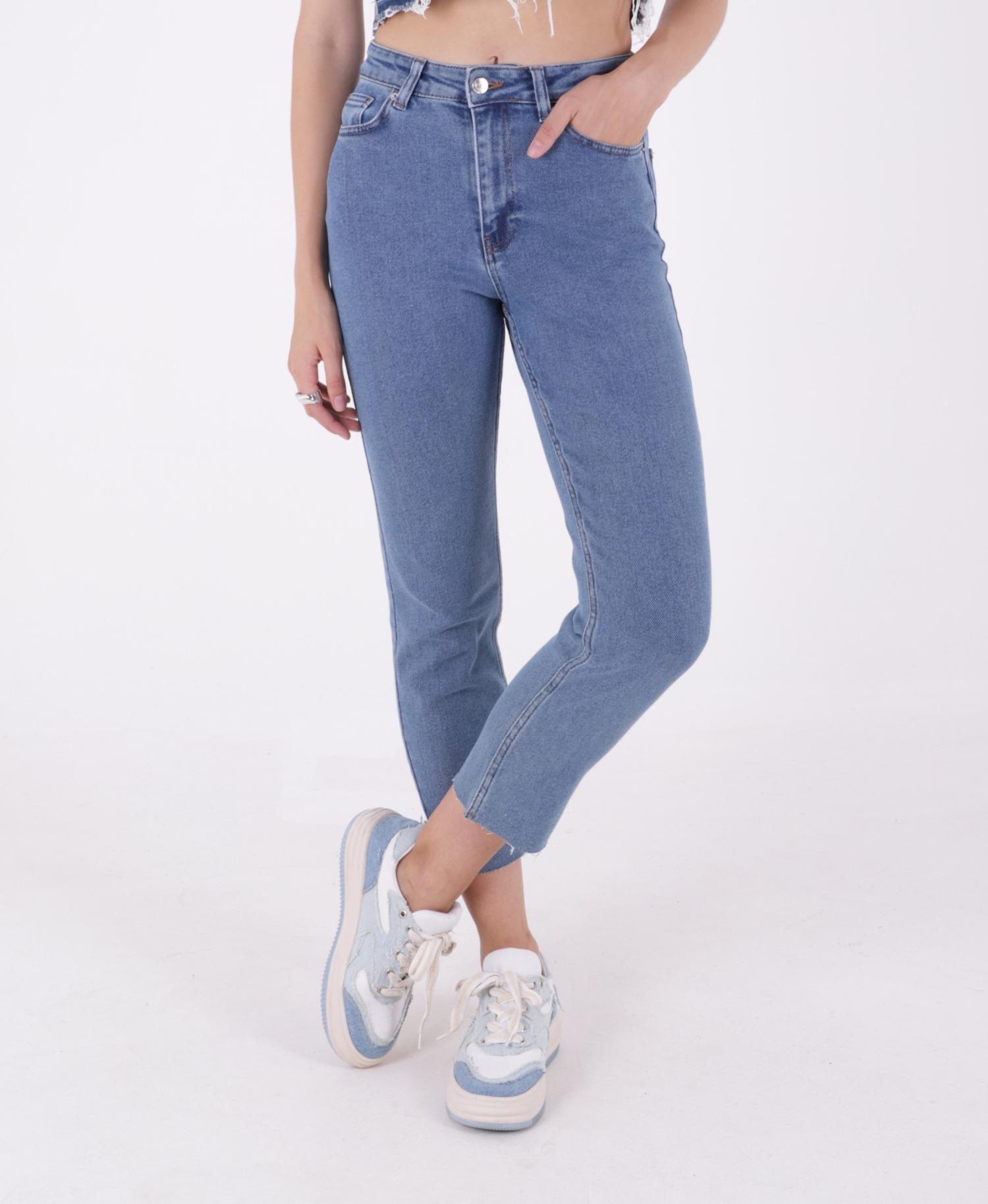 Dikişsiz Paça Yüksek Bel Mom Fit Kot Pantolon