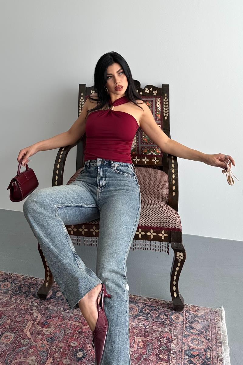 Kesik Paça Straight Fit Kot Pantolon