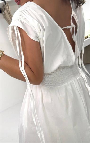 3 Boyutlu Çiçekli Tam Boy Elbise