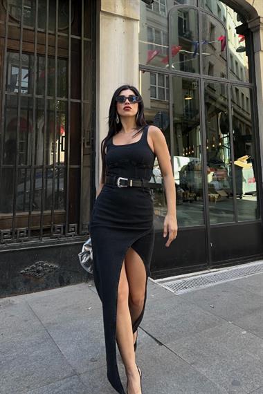 Askılı Kuplu Asimetrik Detaylı Kot Elbise