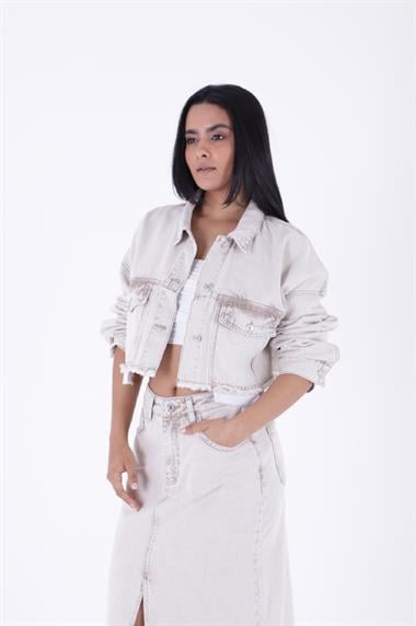 Astar Detaylı Kot Ceket