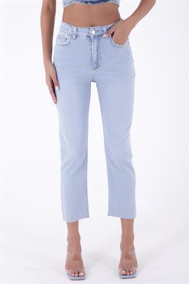 Dikişsiz Paça Yüksek Bel Mom Fit Kot Pantolon