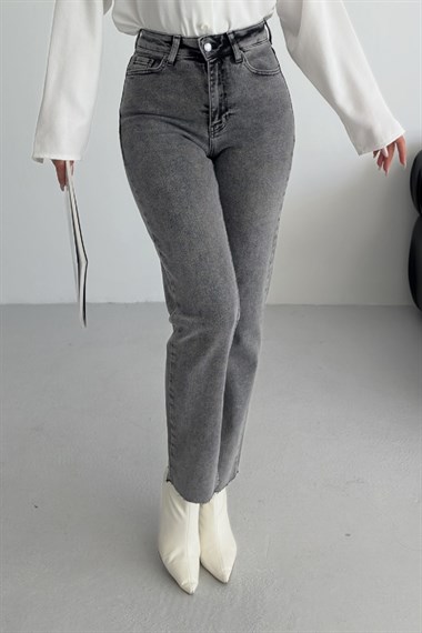 Dikişsiz Paça Mom Fit Kot Pantolon 764