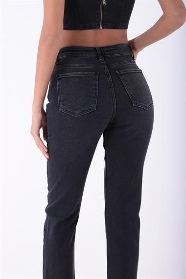 Dikişsiz Paça Mom Fit Kot Pantolon