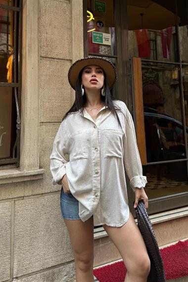 Düğmeli Oversize Gömlek