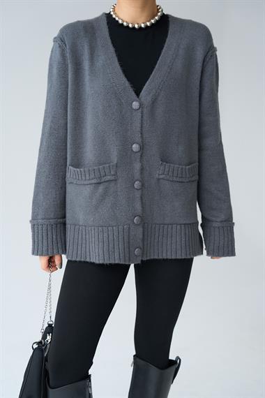 Kadın 5 Düğmeli Cepli Triko Hırka - Füme