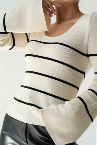 Kadın Aicha İspanyol Kol Çizgili Triko Kazak - Açık Krem-Siyah
