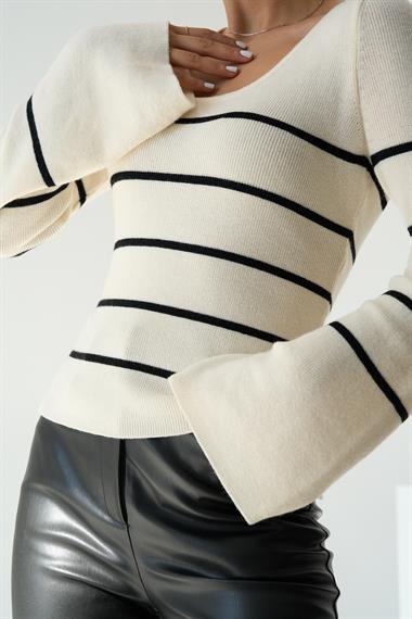 Kadın Aicha İspanyol Kol Çizgili Triko Kazak - Açık Krem-Siyah