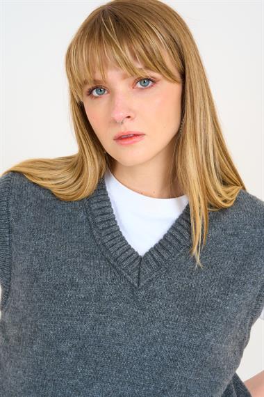 Kadın Seren V Yaka Triko Süveter - Antrasit