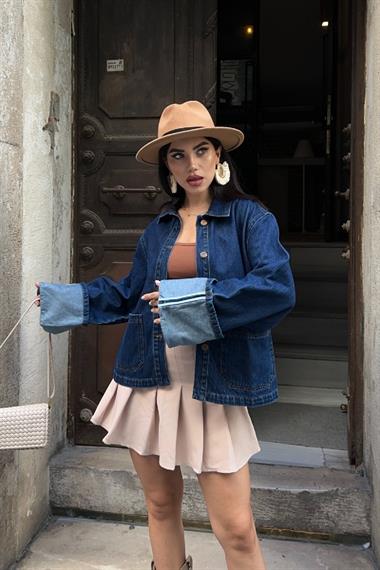 Kolu Katlama Detaylı Kot Ceket