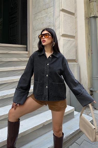 Kolu Katlama Detaylı Kot Ceket