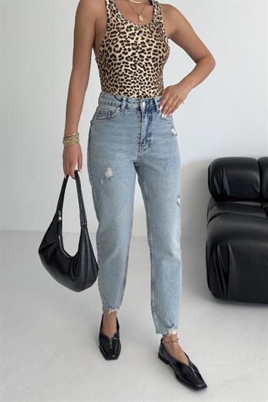 Paçası Mom Fit Kot Pantolon