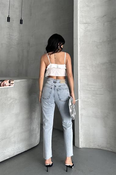 Parçalı Önü Yırtmaçlı Dikişsiz Paça Pantolon