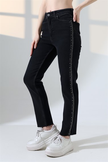 Şerit Taşlı Mom Fit Kot Pantolon 7110