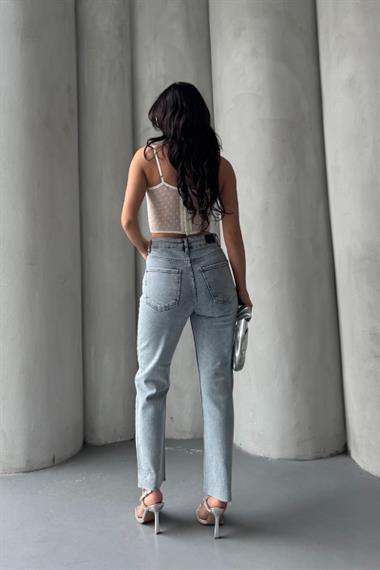 Serpme Yıldızlı Mom Fit Kot Pantolon