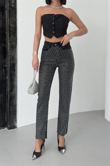 Taşlı Mom Fit Kot Pantolon