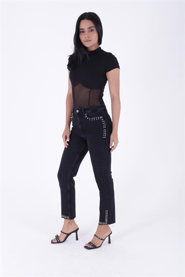Taşlı Mom Fit Kot Pantolon