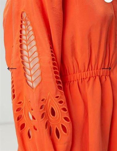 Bymn. Kol Nakışlı Elbise
