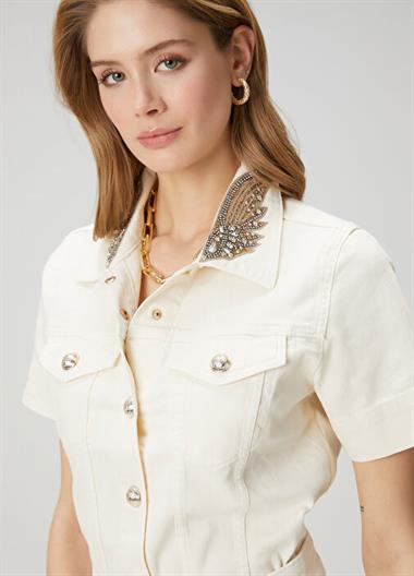 Bymn Yakası Taş Detaylı Kot Ceket