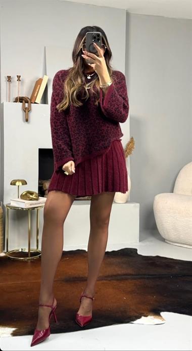 Leopar Desen Sakallı Yumoş Triko Etekli Takım