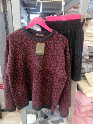 Leopar Desen Sakallı Yumoş Triko Etekli Takım