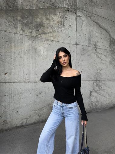 Madonna Collar Zippered Ribbed Sweater