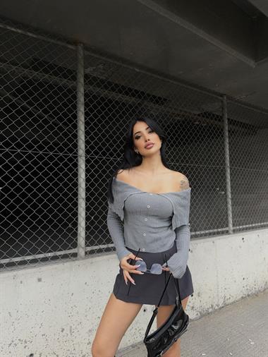 Madonna Collar Zippered Ribbed Sweater