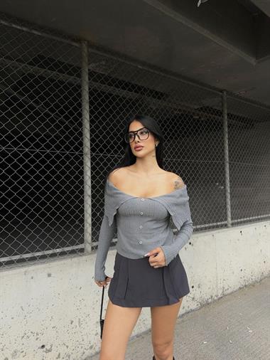 Madonna Collar Zippered Ribbed Sweater