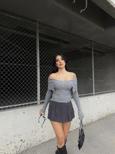 Madonna Collar Zippered Ribbed Sweater