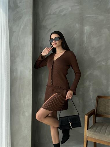 Knitted Skirt Suit