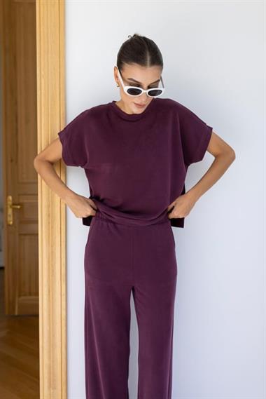 Yandan Yırtmaçlı Tişört Pantolon Takım