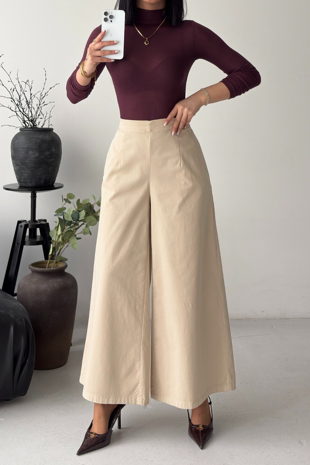 Arkası Lastikli Bol Paça Kot Pantolon 7120