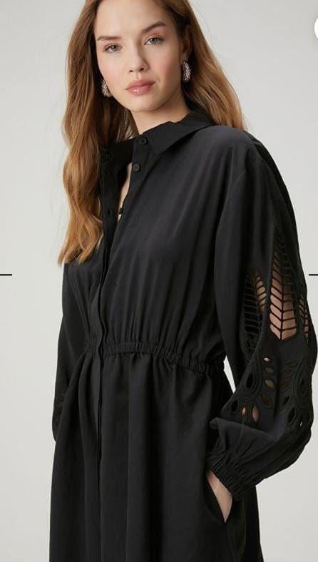 Bymn. Kol Nakışlı Elbise