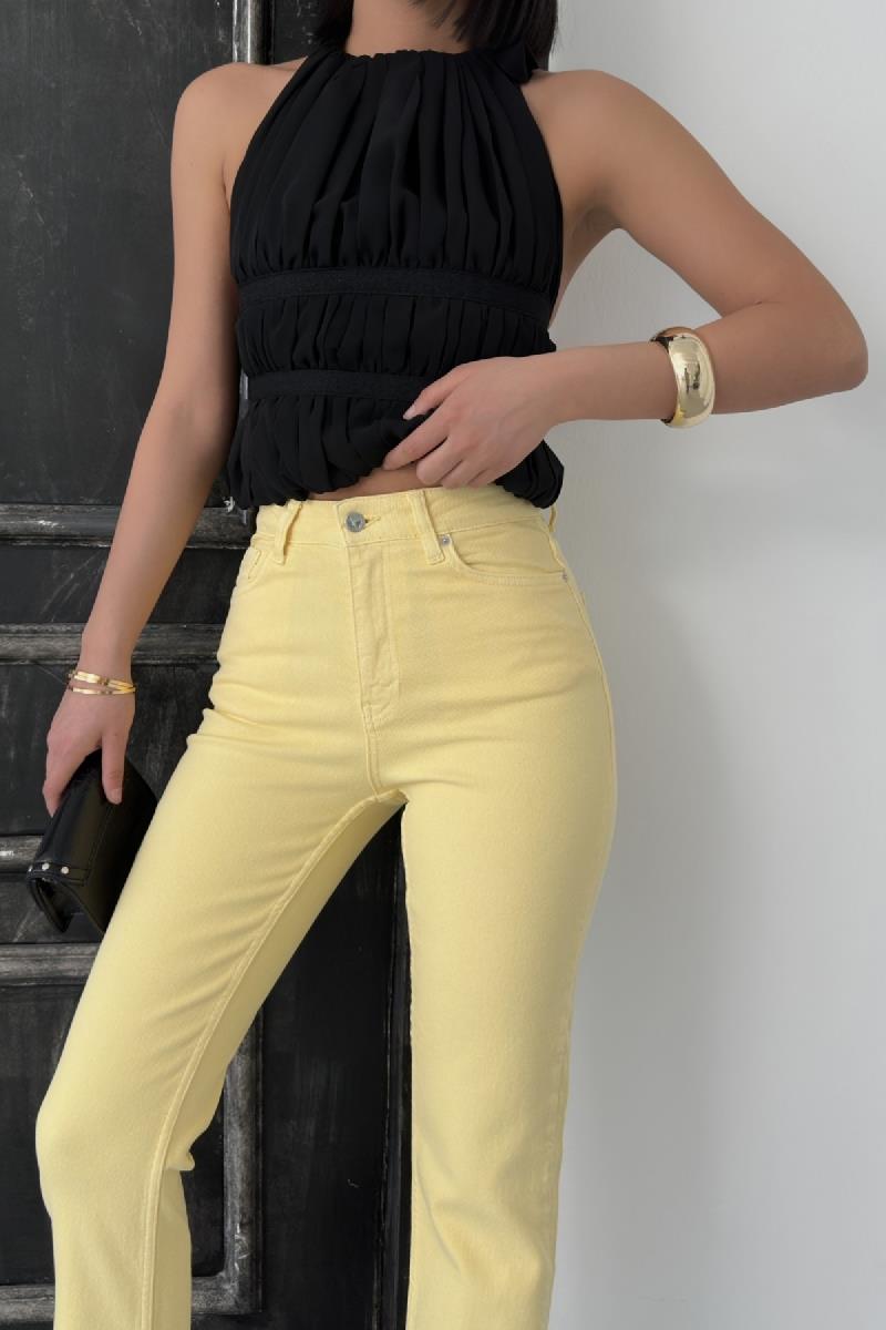 Dikişsiz Paça Mom Fit Kot Pantolon